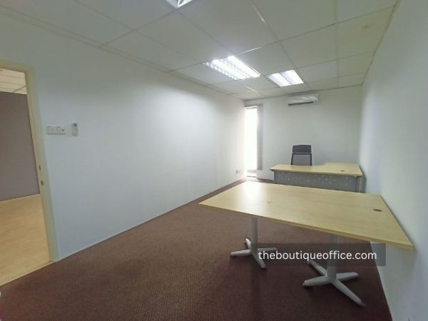 Bukit-Jalil-Kuala-Lumpur-Private-Office-Room-260-sq.ft_-600x450-1