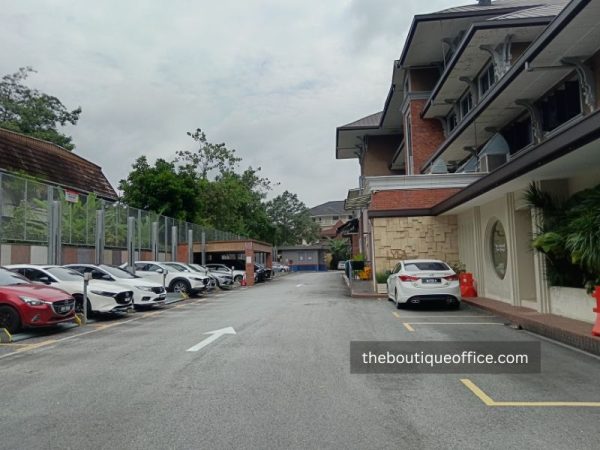 KLCC-Ground-Floor-Commercial-Bungalow-for-Rent-in-KL-City-600x450-1
