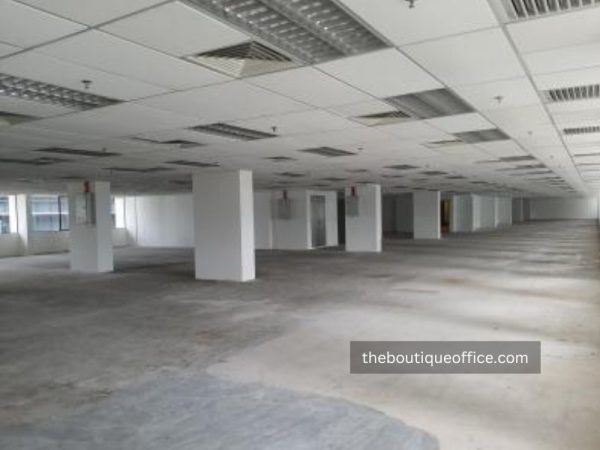 Kuala-Lumpur-Big-Office-for-Rent-at-Plaza-Hap-Seng-600x450-1