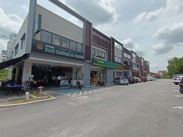 Twin-Palms-Sungai-Long-Ground-Floor-Shoplot-for-Rent-600x450-1