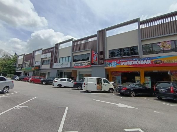 Twin-Palms-Sungai-Long-Office-for-Rent-600x450-1