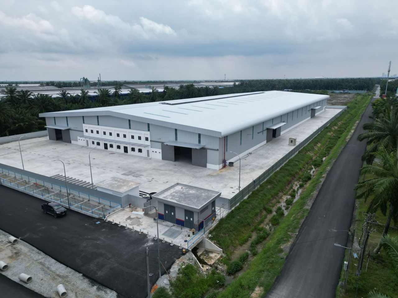 Factory 12 (4)