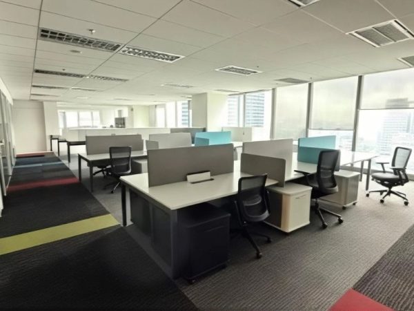 Integra-Tower-Fully-Furnished-Office-for-Rent-600x450-1