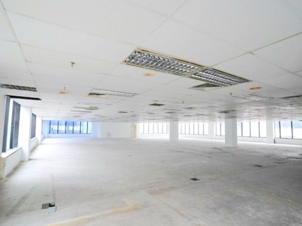 Menara-AA-Jalan-Tun-Razak-14000-sqft-Office-for-Rent-600x450-1